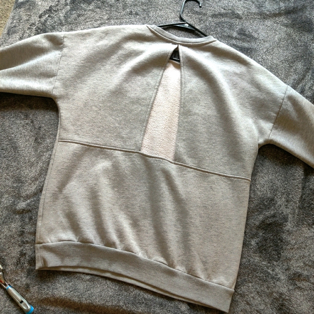Open back grey bell sleeve sweatshirt